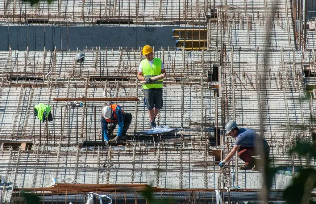 Handwerksteam auf der Baustelle